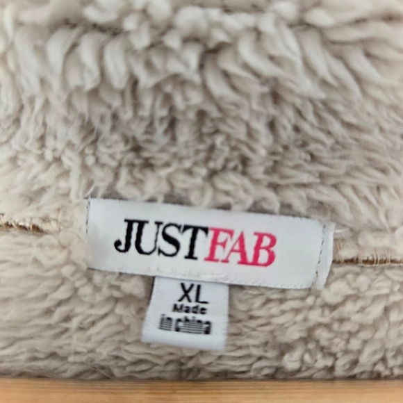 JustFab Tan Teddy Jacket with Cream Accents Size Xl - Picture 3 of 5
